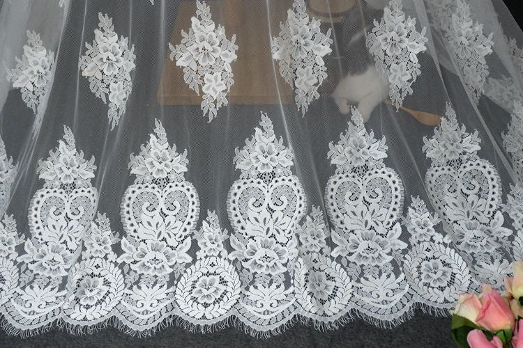 Embroidery Chantilly Lace Width 150 cm CHL0023