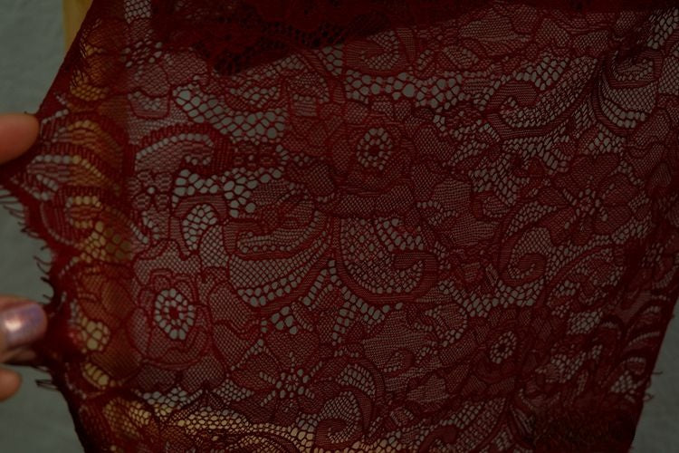 Chantilly Color Lace Width 24-33 cm CL0018-Lace Fabric Shop