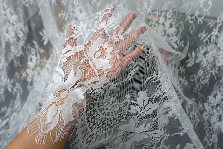 Chantilly Lace Fabric Width 150 cm CHL0043-Lace Fabric Shop