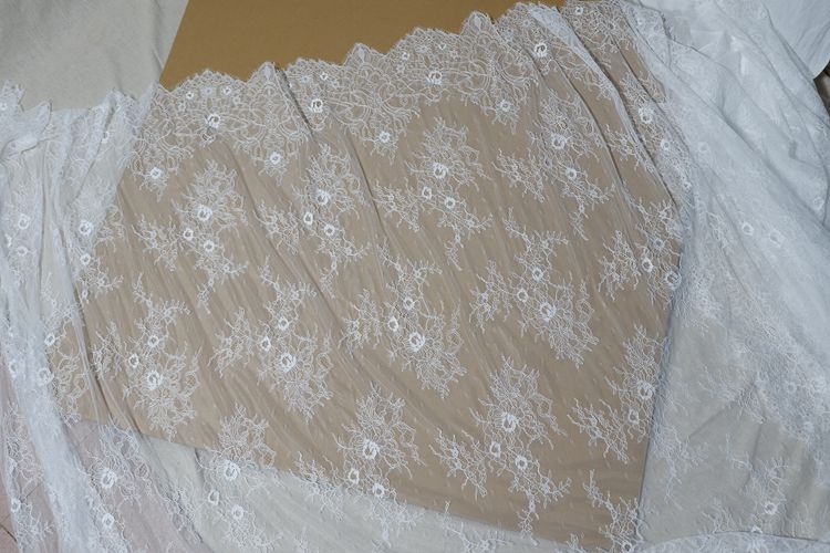 Bridal Chantilly Lace Width 150cm CHL0008-Lace Fabric Shop