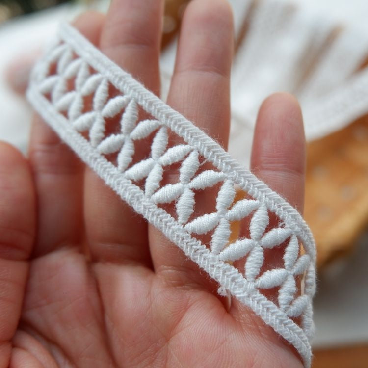 3D White Lace Trim Width 2-5 cm LT0114-Lace Fabric Shop