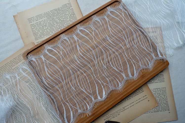 French Lace Trim Fabric Width 19 cm LT0210-Lace Fabric Shop
