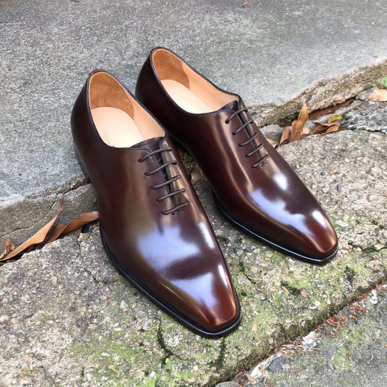 Classic coffee/black men's one-leather oxford shoes