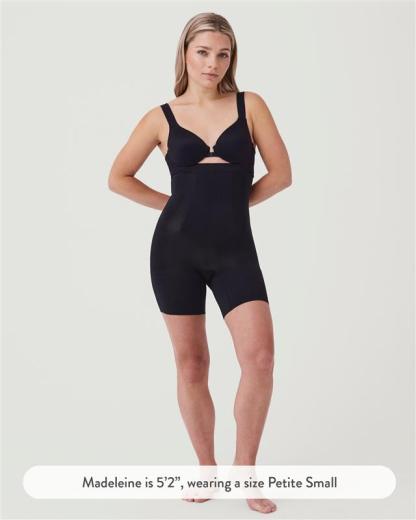 OnCore High-Waisted Mid-Thigh Short
