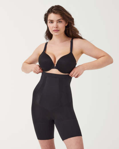 OnCore High-Waisted Mid-Thigh Short