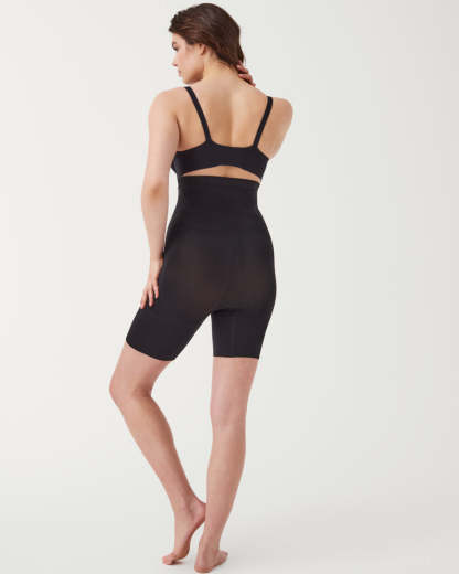 OnCore High-Waisted Mid-Thigh Short