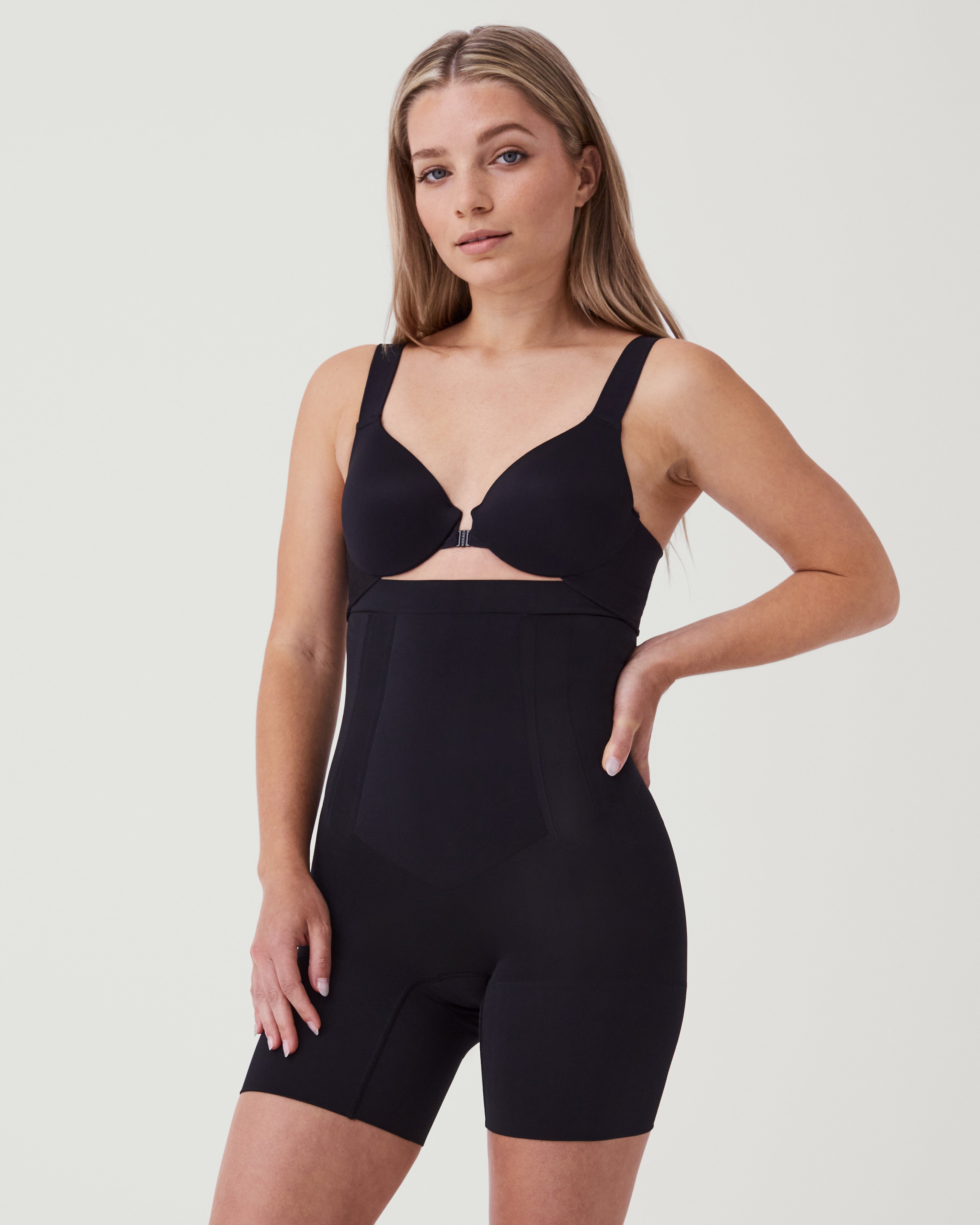 OnCore High-Waisted Mid-Thigh Short