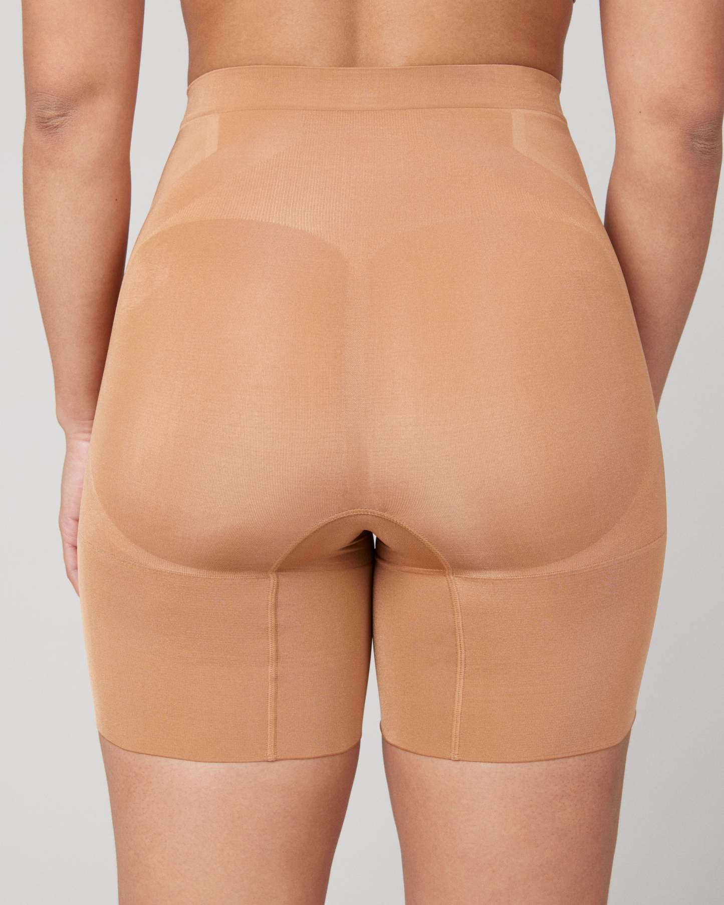 OnCore Mid-Thigh Short