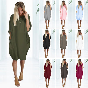 Solid color long-sleeved dress with a round neckline