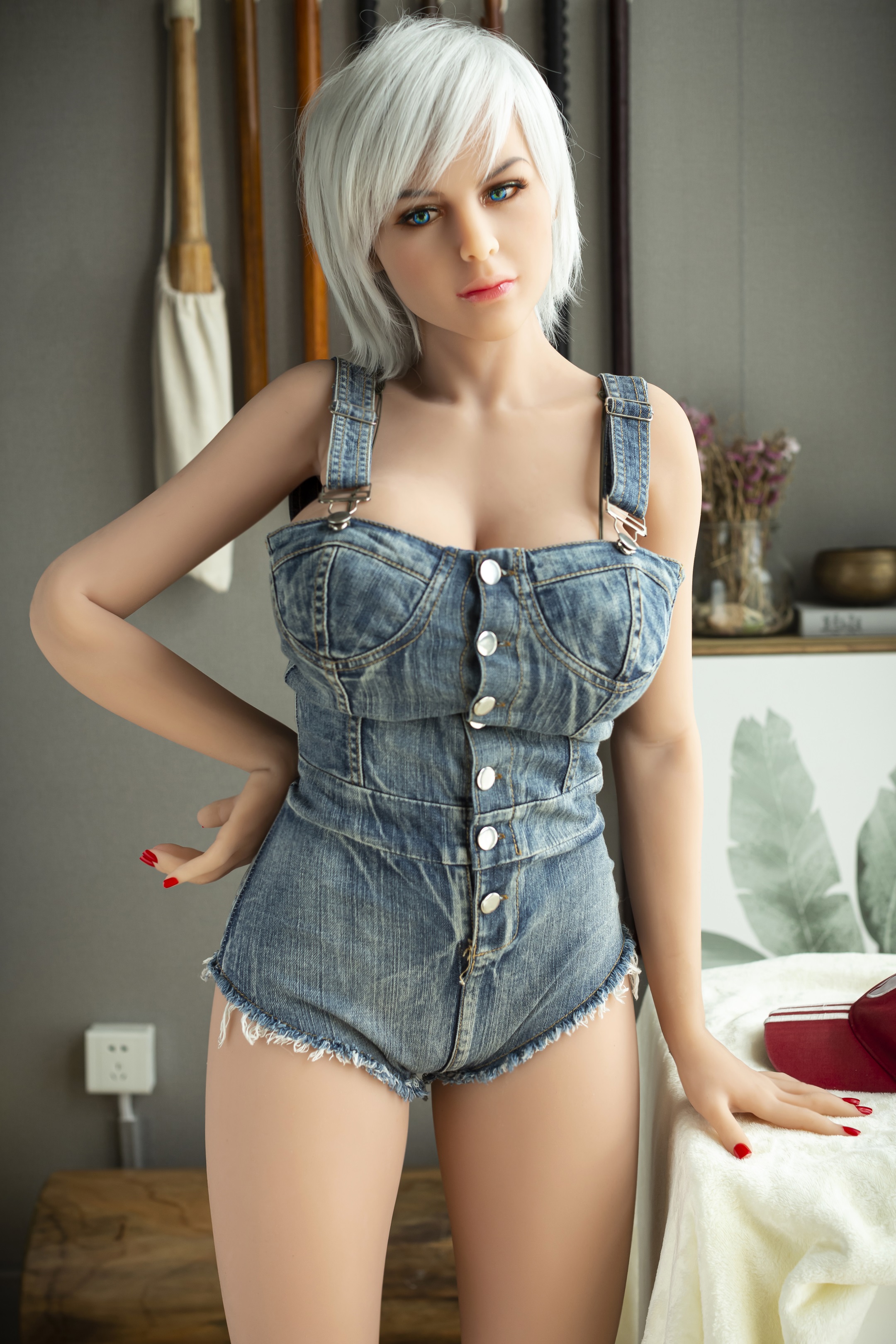 6YE | Yukio -5ft3/161cm Massive Boobs Short Hair Anime Sex Doll-First Love Doll