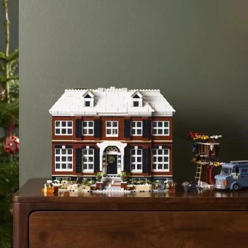 3955pcs 21330 Home Alone House Set with figures Model Building Blocks Bricks
