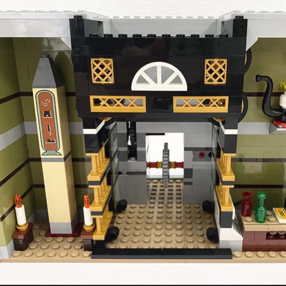 creatoring Expert Classic Hot Sale Model Moc Modular Haunted Houses Building Blocks 2025