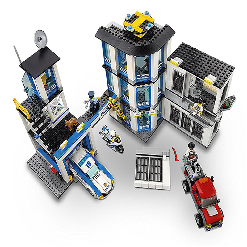 02020 City Police Chase Thief Police Station 60141 building blocks 10660