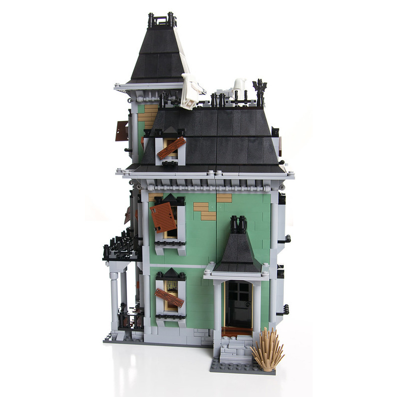 80011 10228 16007 Beast Fighter Haunted House Building Brick 2064PcS