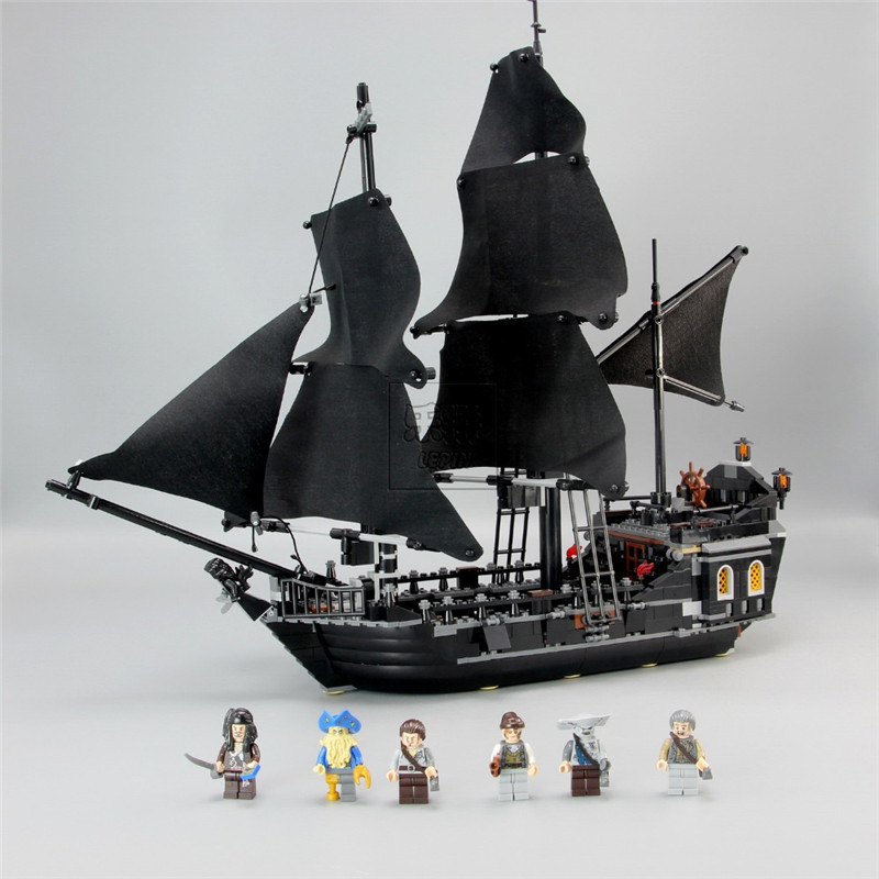 804pcs The Black Pearl City Assemble Building Blocks 16006 4184