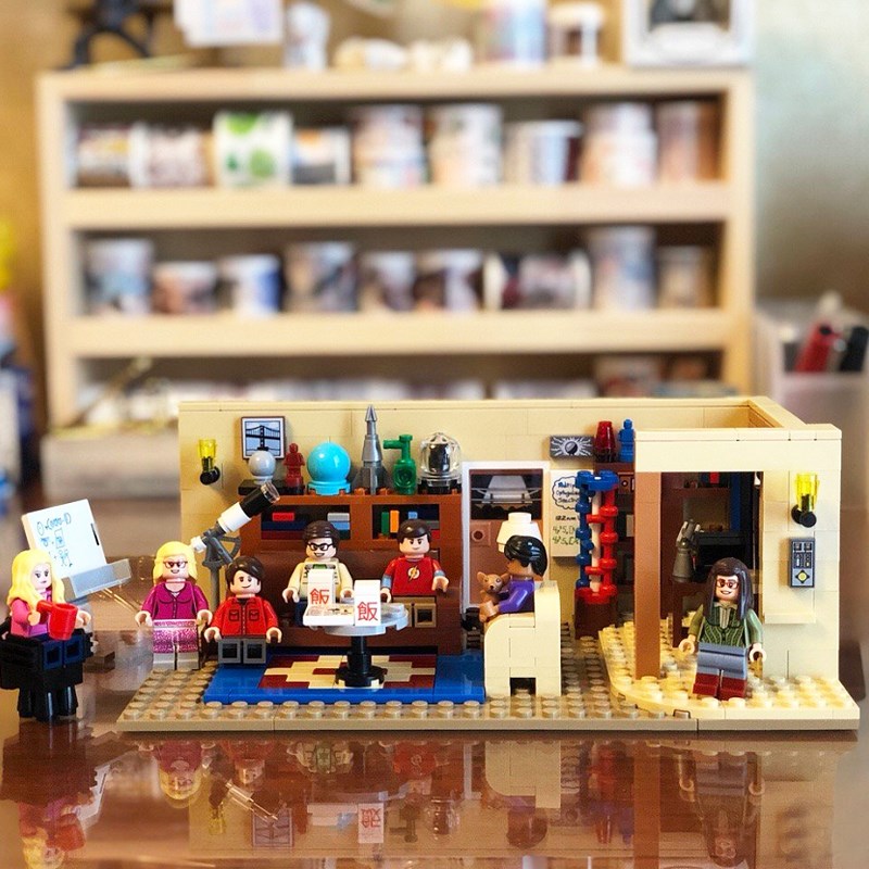 16024  The Big Bang Theory 534Pcs and Central Perk 1228Pcs Ideas Model Building Blocks 21302 21319