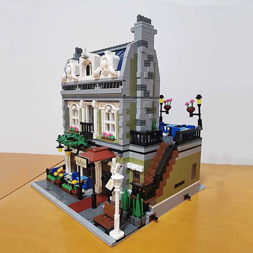 In Stock 2418Pcs City Street View Model Set Creator Parisian Restaurant Apartment Building Blocks Bricks Compatible 10243 Gift
