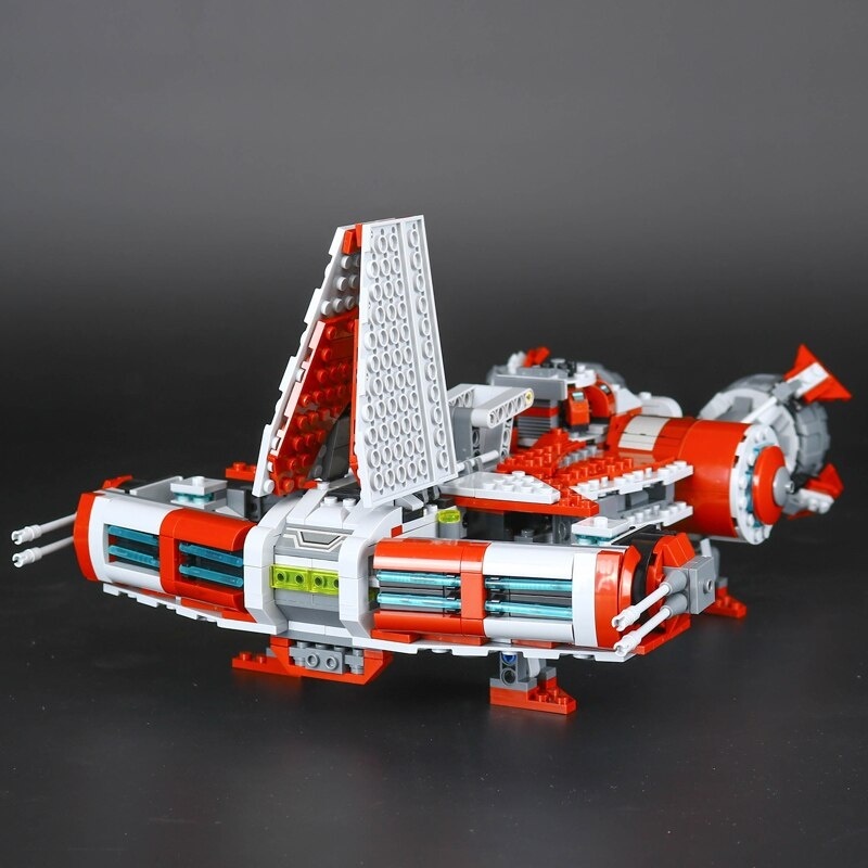 05085 Star Plan Toys War Series The 75025 Defender Class Cruiser Set Building Blocks