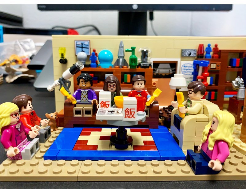 16024  The Big Bang Theory 534Pcs and Central Perk 1228Pcs Ideas Model Building Blocks 21302 21319