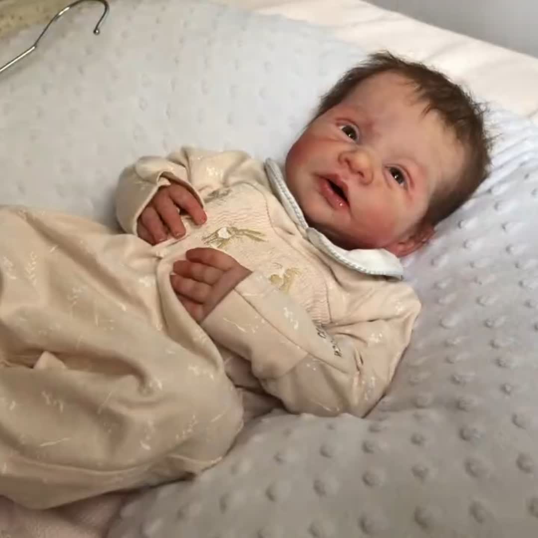 17'' Amelia Realistic Cute Reborn Baby Dolls