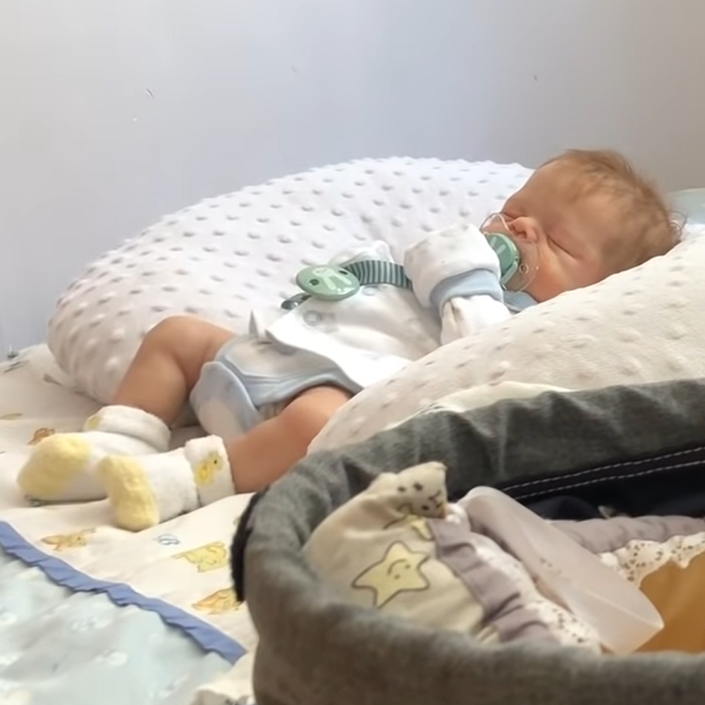 {❤️New Arrival❤️} 17'' Hivina Realistic Cute Reborn Baby Dolls