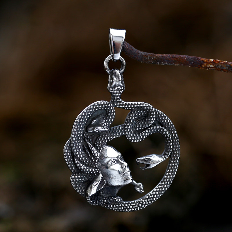 Nordic Round Snake Pendant Necklace Set Stainless Steel Sulludd