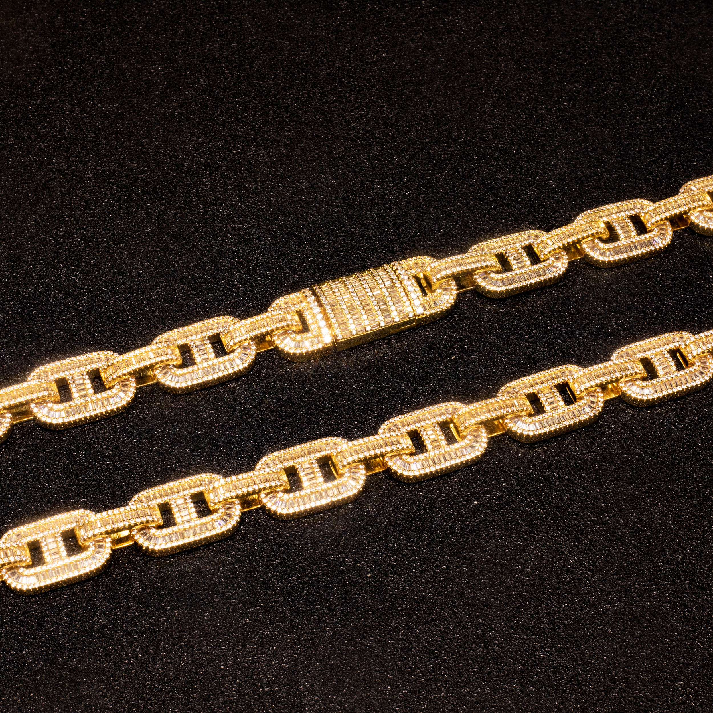 20-24" 15mm Iced Out H-Shape Cuban Link Chain Sulludd