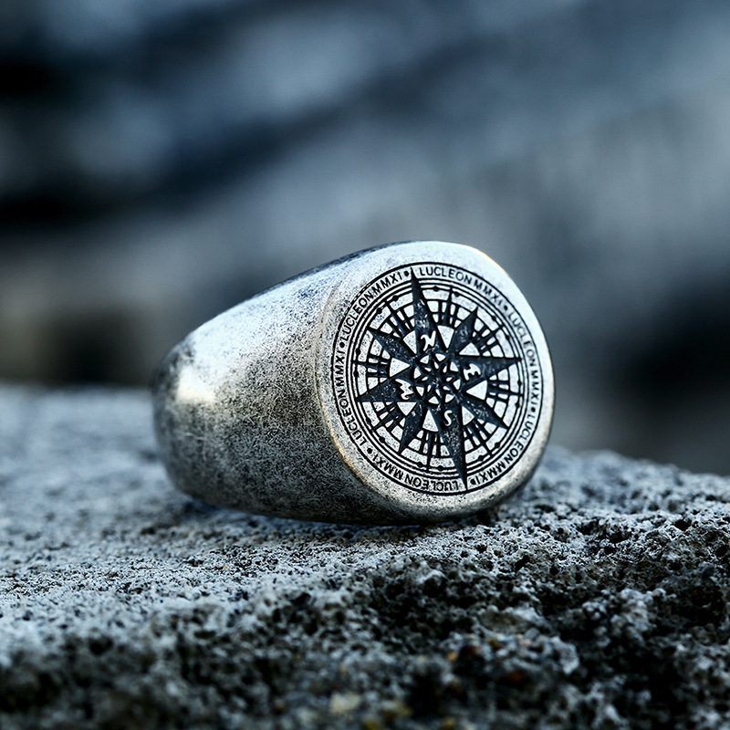  Viking Nordic Sculpture Compass Ring Stainless Steel Sulludd