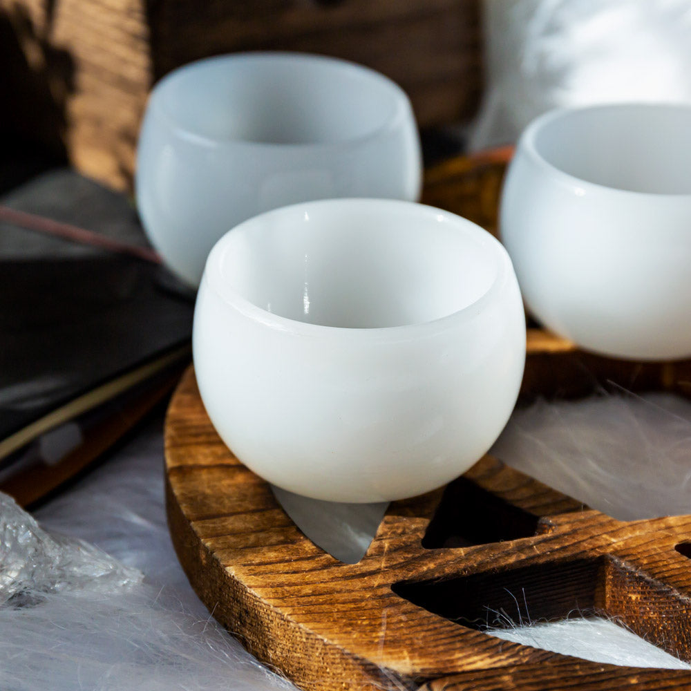 White jade cup/bowl