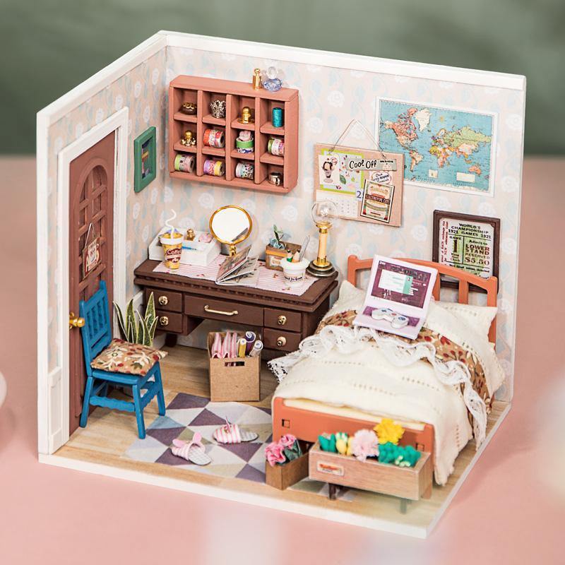 Rolife Dolls House Furniture and Accessories LED DIY Sewing Room Gift for Girls 
