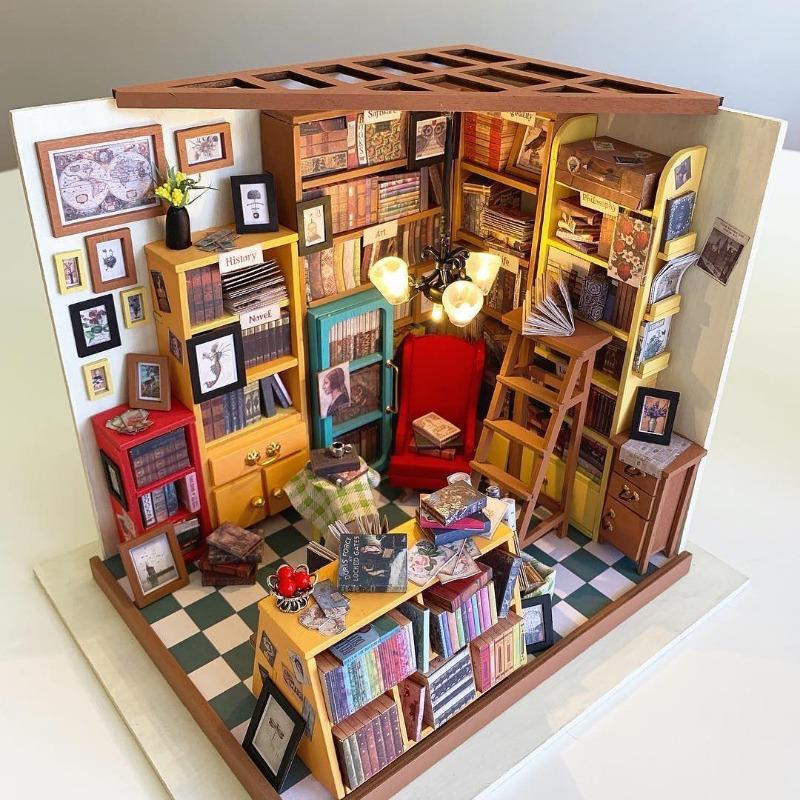 Rolife Sam's Study DIY Miniature House Kit DG102 | Robotime
