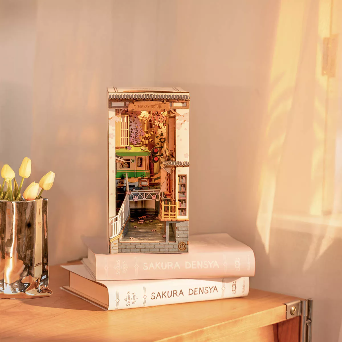 Flever Dollhouse DIY Book Nook Miniature Kit, Bookshelf Insert Decor, 3D  Wooden Puzzle Booknook Miniature Kit, Creative Assembled Bookends for