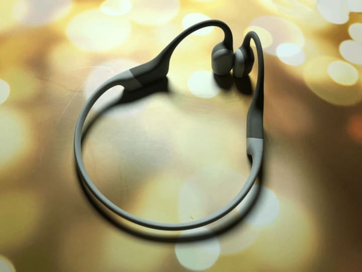 How to Wear Bone Conduction Earphones and How Do They Work?