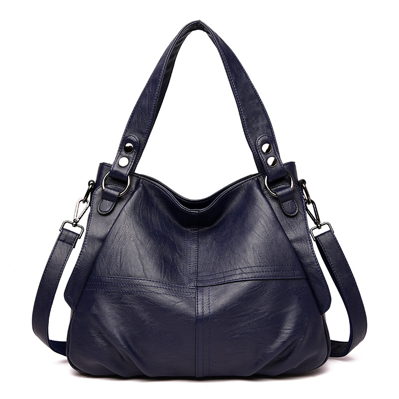 Нова чанта от мека агнешка кожа