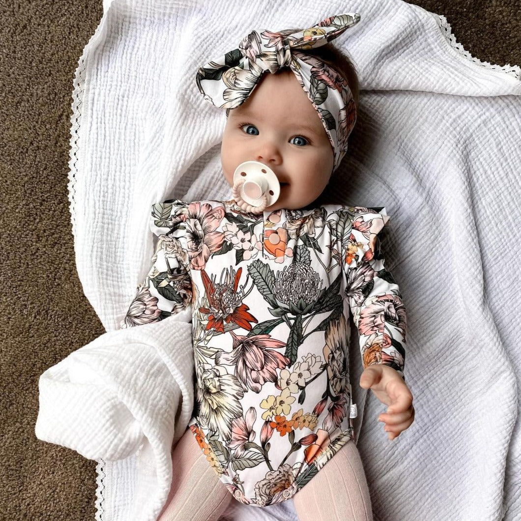 2-piece Baby Flower Suits.