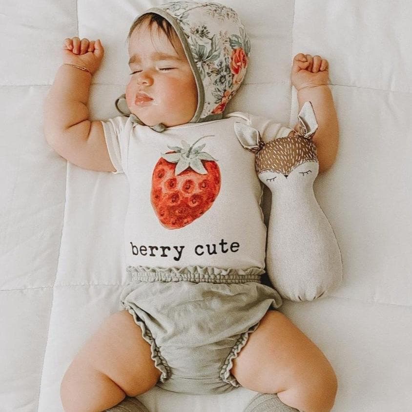 Baby Cute Strawberry  Suits.