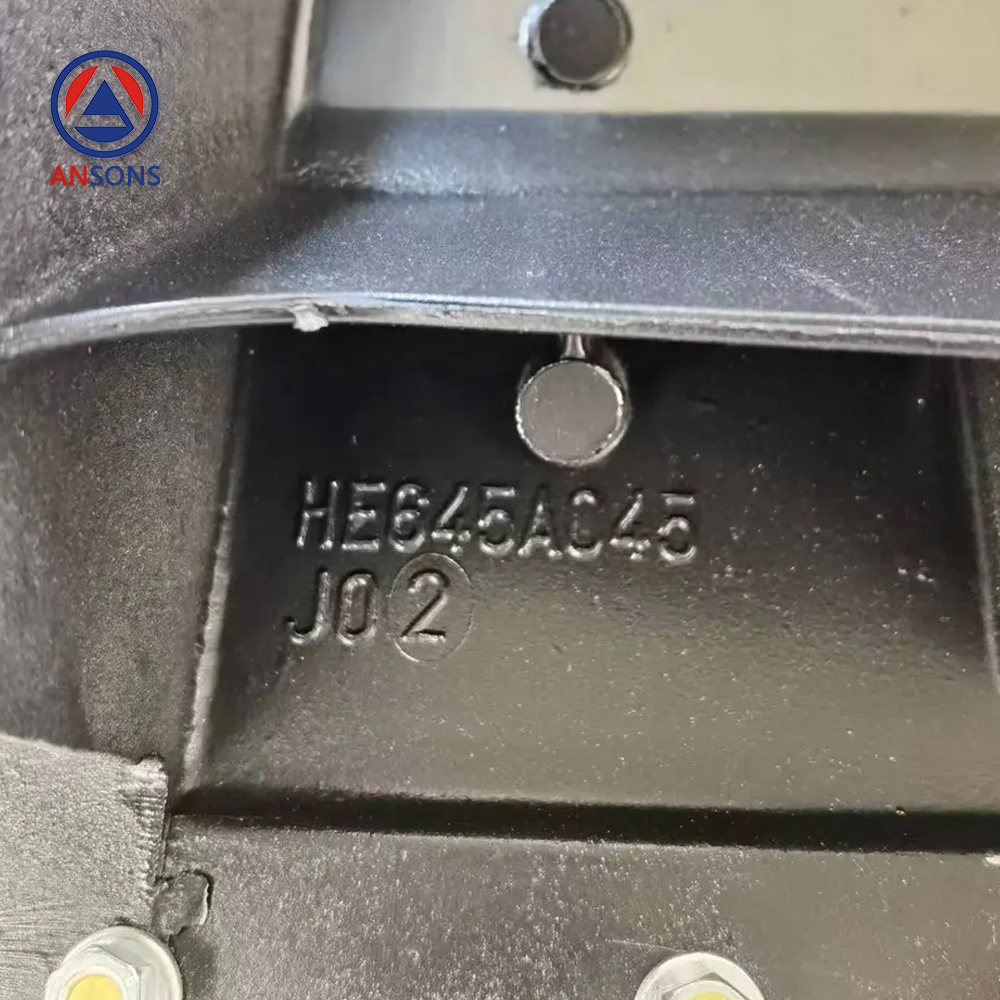 Hyundai Escalator Step Aluminium Alloy HE645B002J01 HE645A045J02 Ansons Escalator Spare Parts