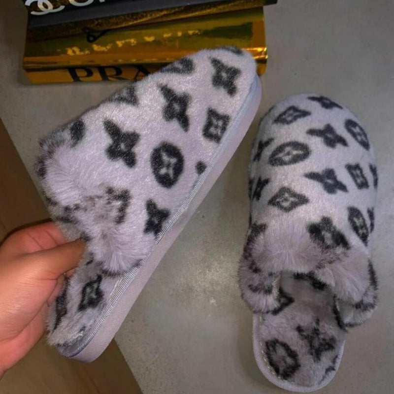 Women's Warm and Comfortable Furry Slippers