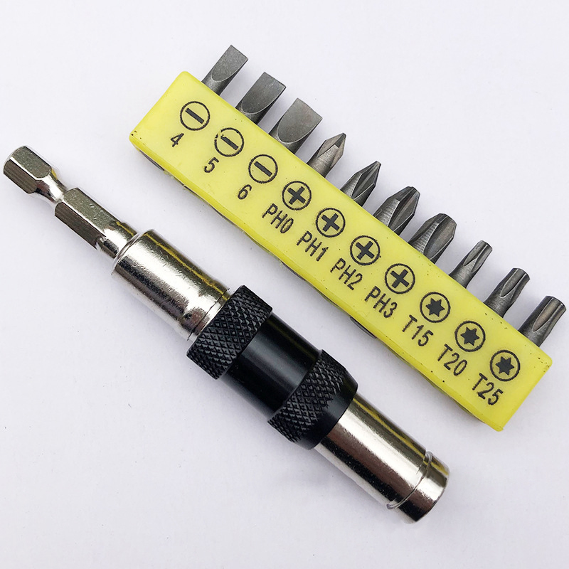 Magnetic swiveling bit tip holder