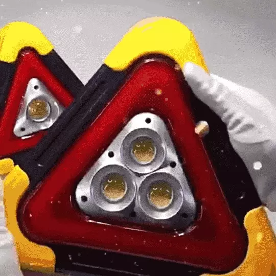 🔥Hot Sale 🔥 2-IN-1 Emergency Triangular Roadside Warning Light