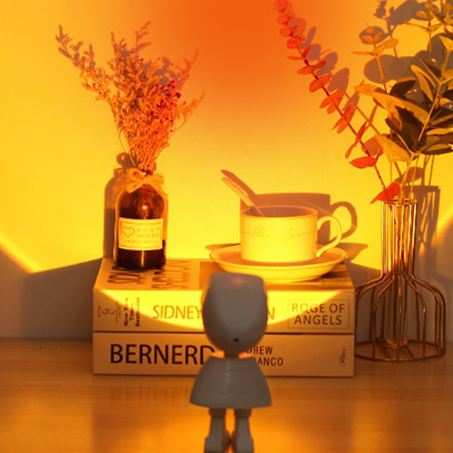 Astronaut Sunset Lamp