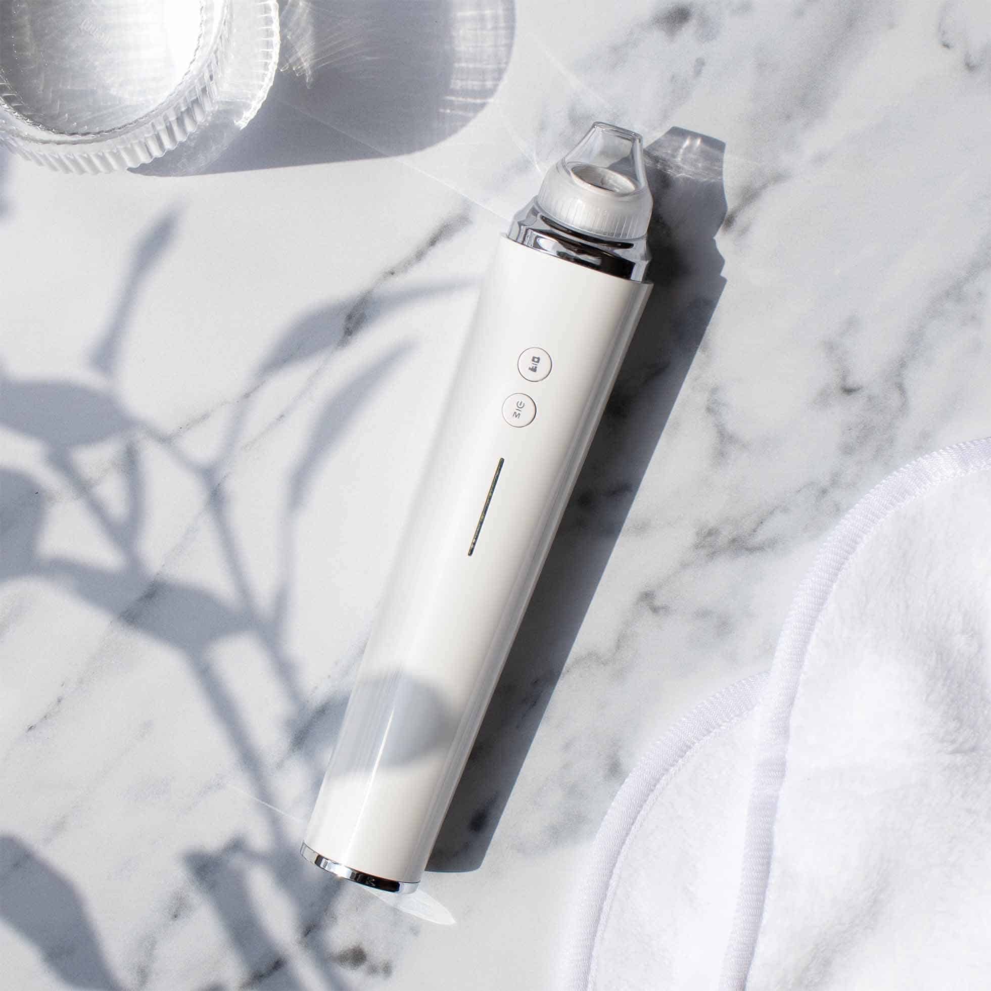 Unclog Your Pores & Remove Unwanted Blackheads In Minutes 