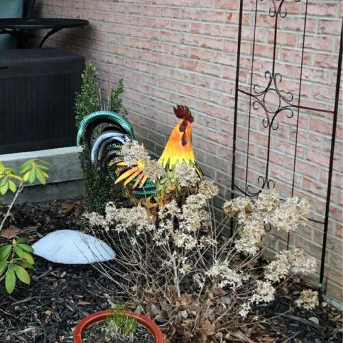 Metal Rooster Garden Statue Outdoor Chicken Sculpture Yard