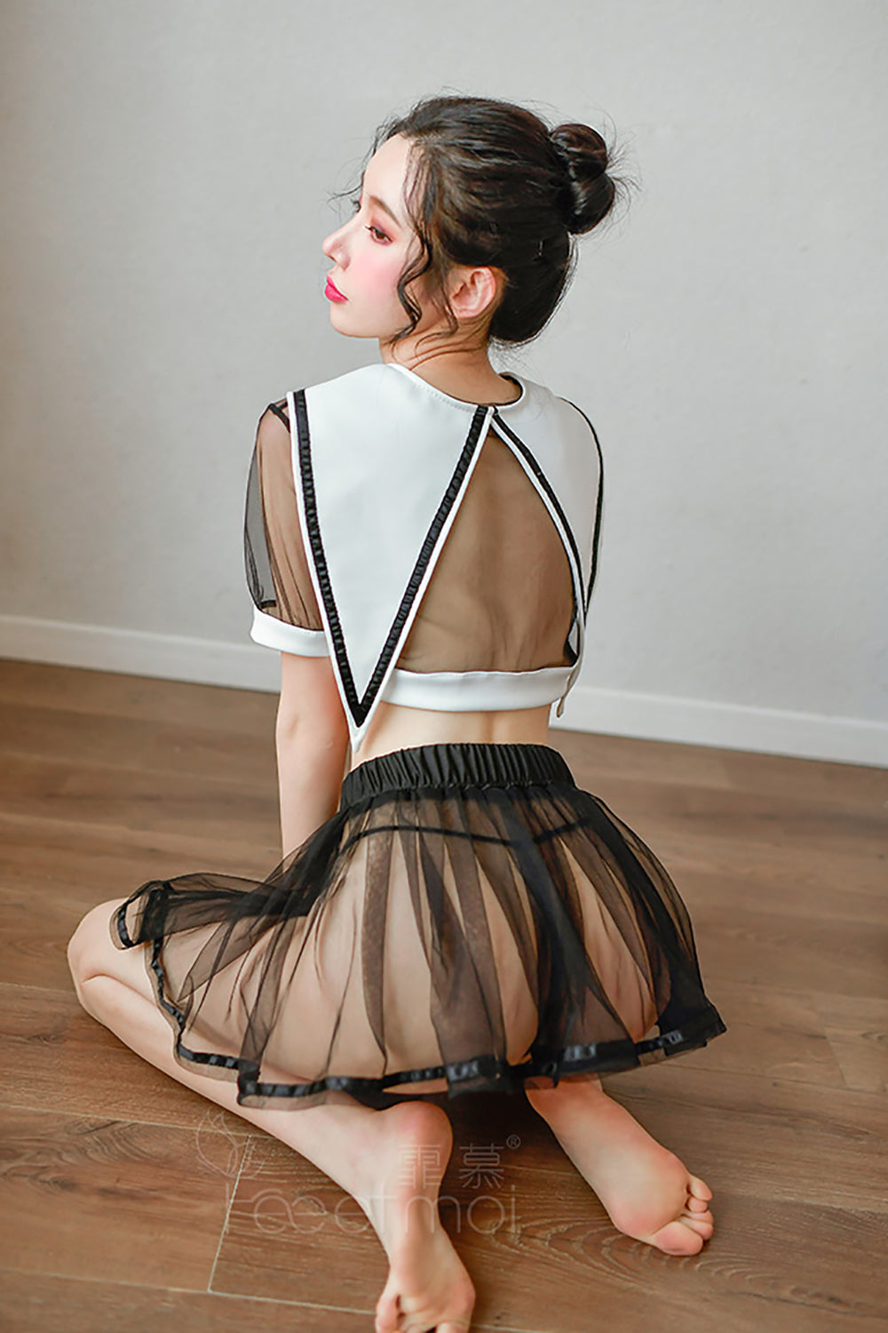 Black Student Lucency Lingerie 6906