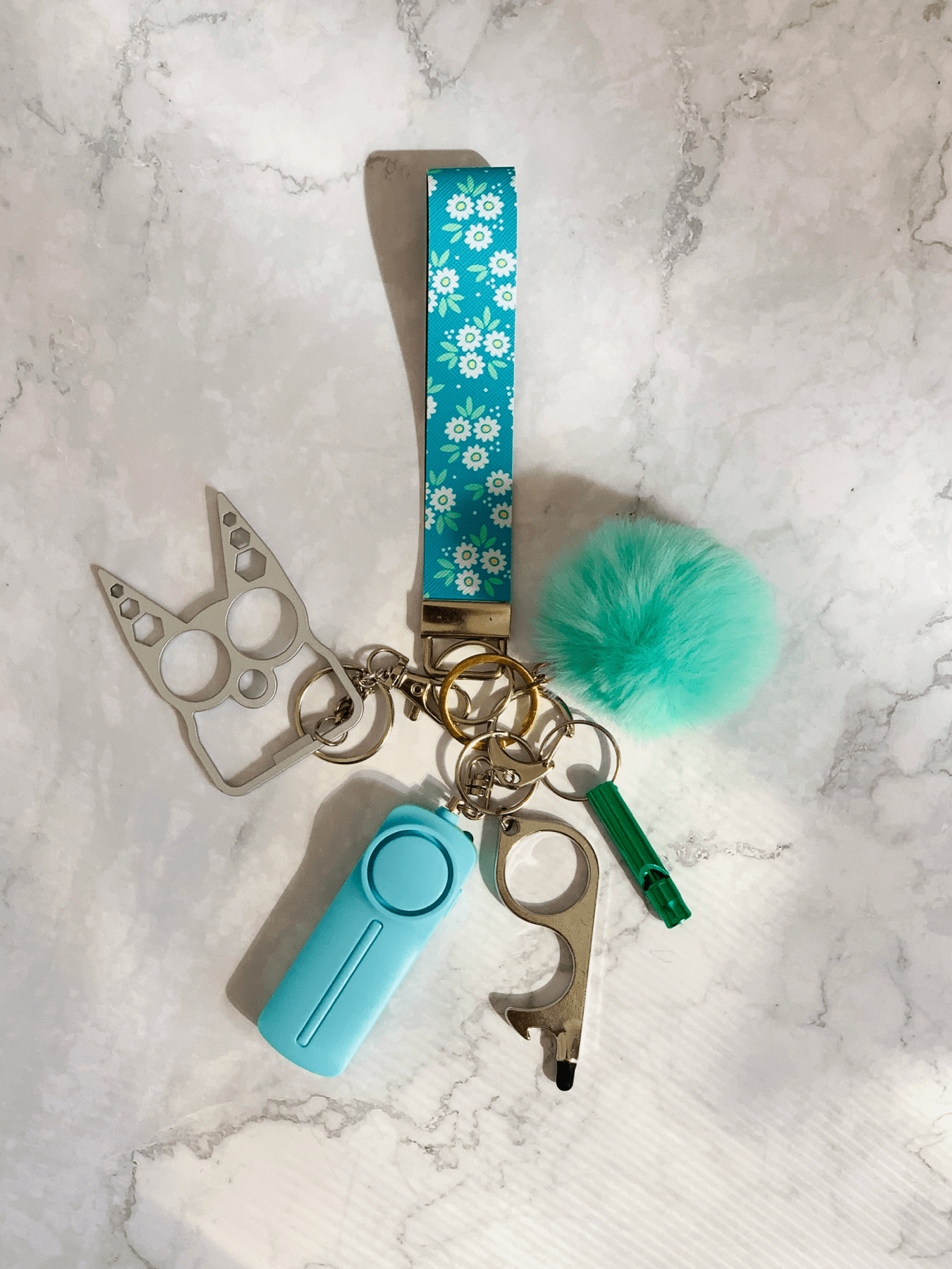Daisy Print Flowers Faux Leather Self Defense Keychain Set-She Defense Boutique