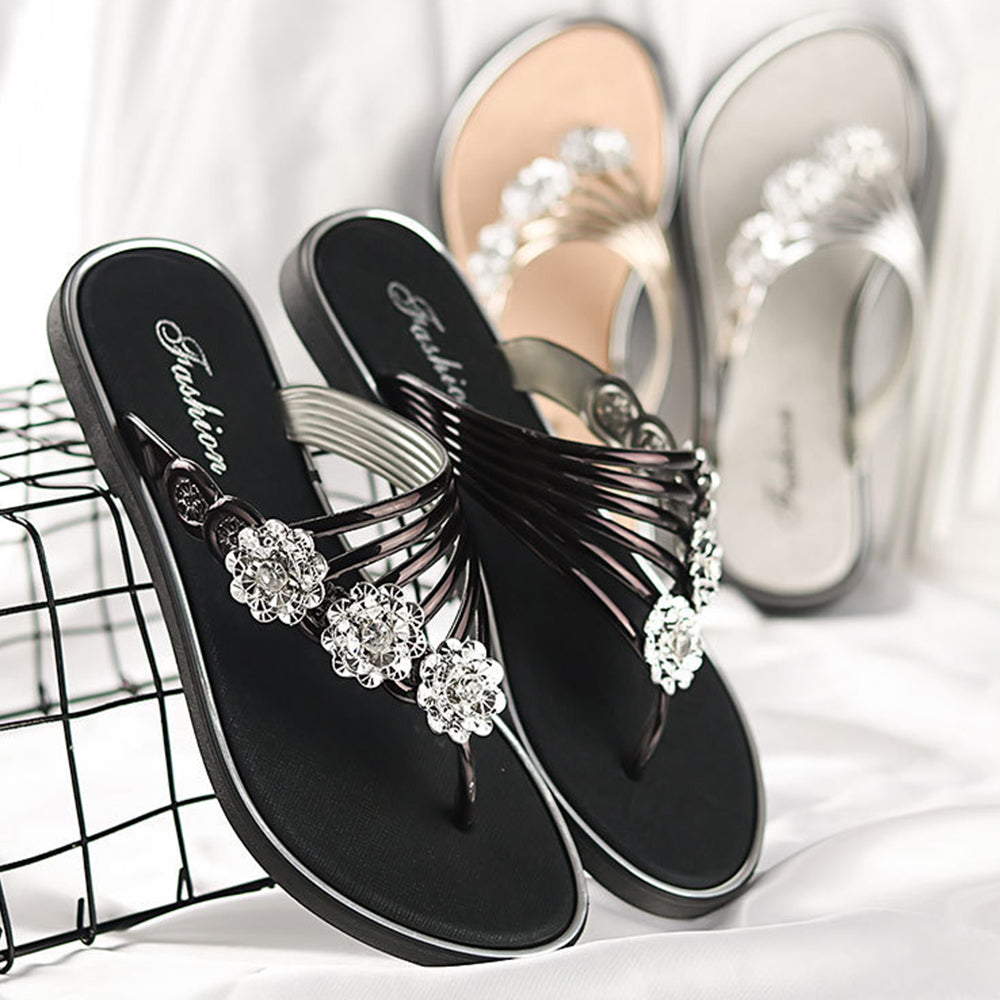 Sandały w kwiaty z kryształu górskiego