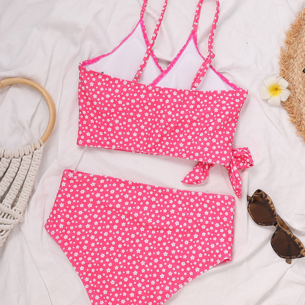 Dwuczęściowy strój kąpielowy ze sznurowanym nadrukiem