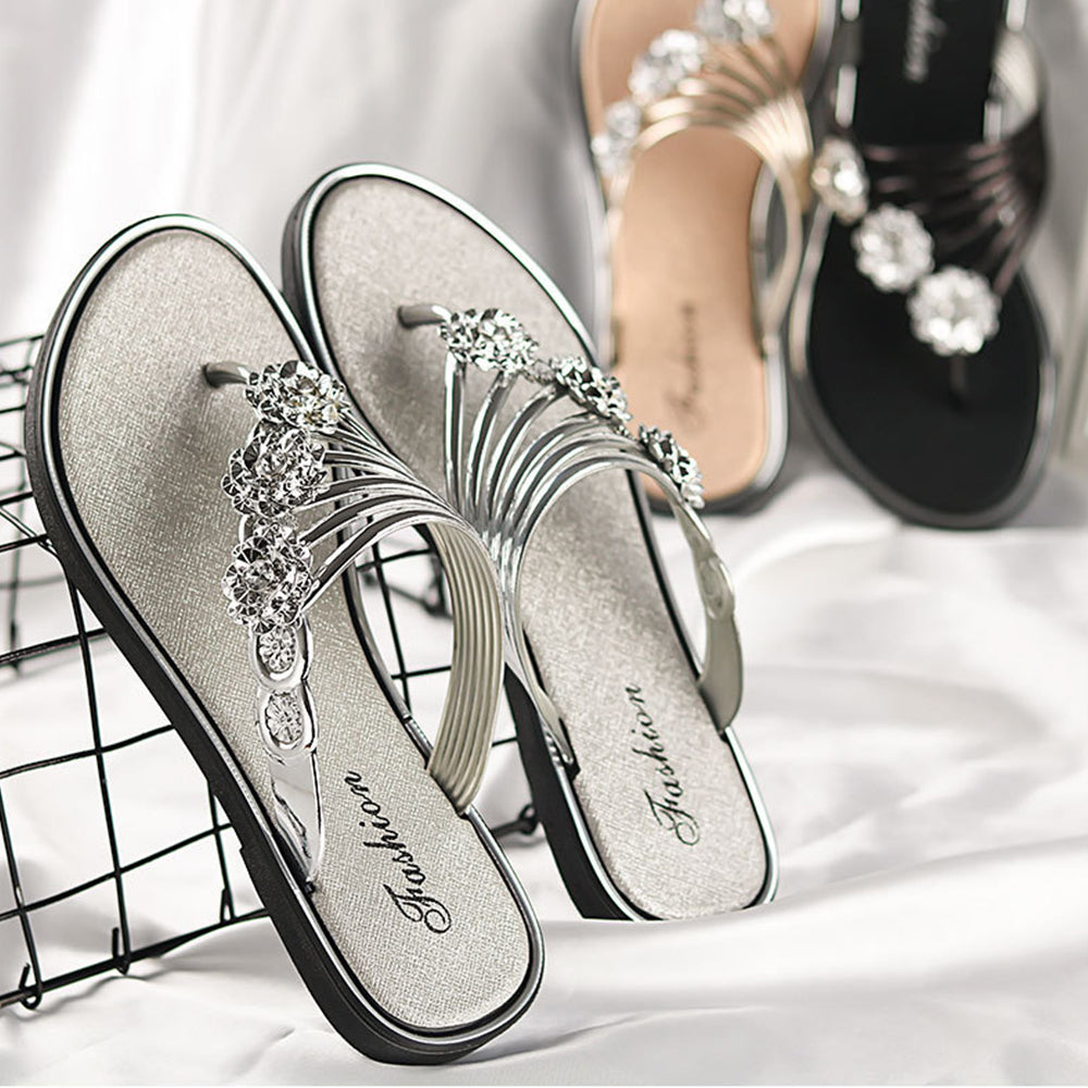 Sandały w kwiaty z kryształu górskiego