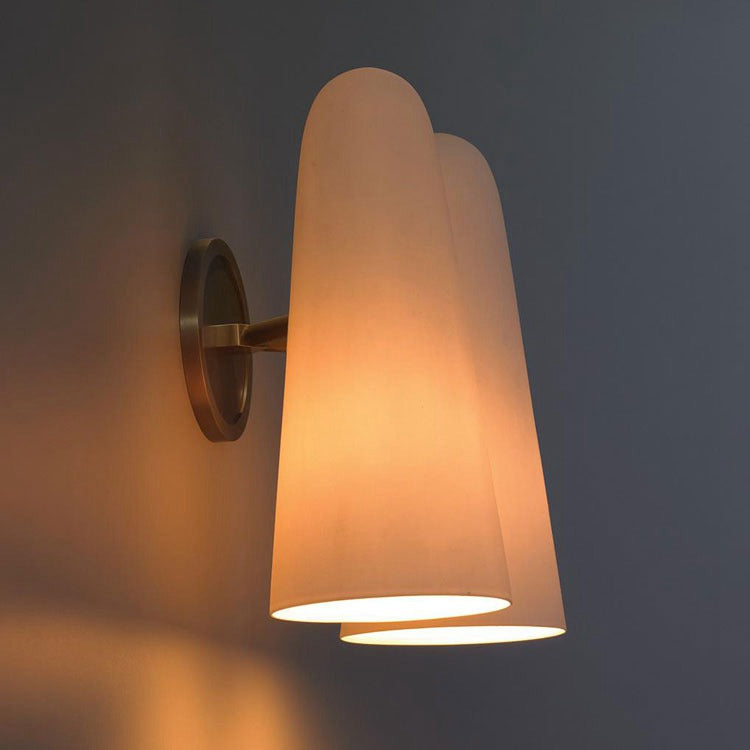 Moden White Ceram Double Shade Wall Sconce-konalight