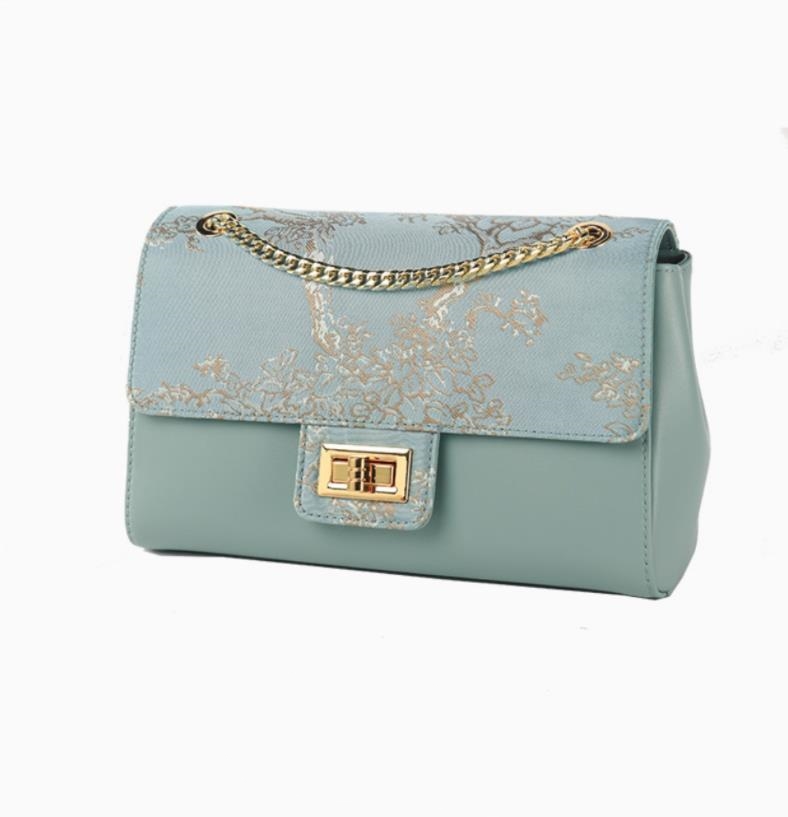 Chinese Style Embroidered Message Bag